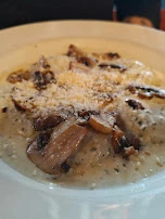 Cheese and Spinach Ravioli with Mushrooms and Alfredo Sauce